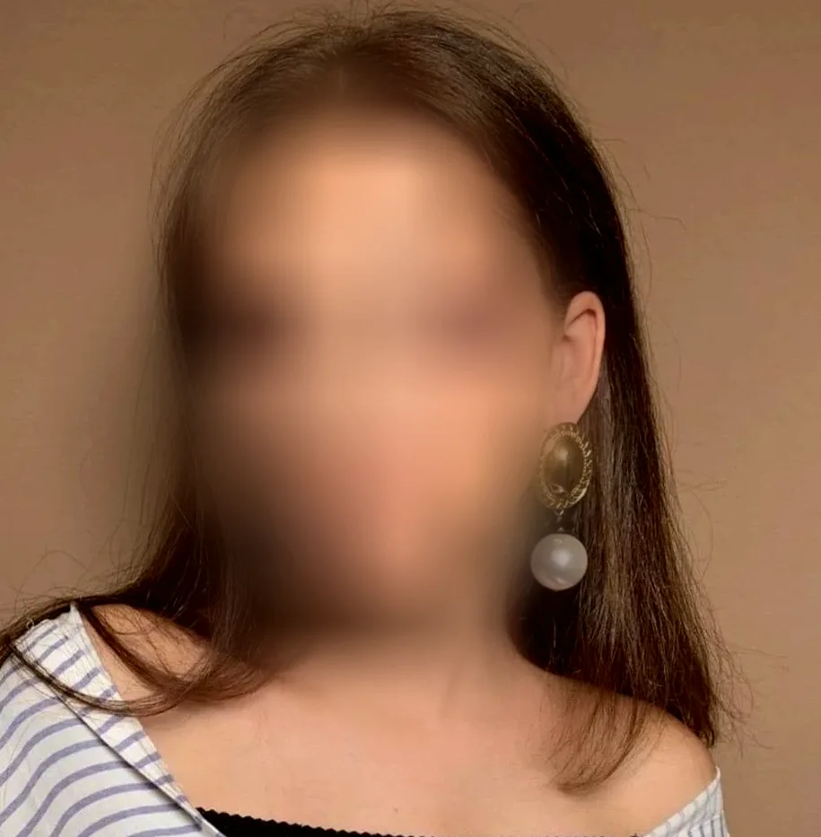 Emma, 21