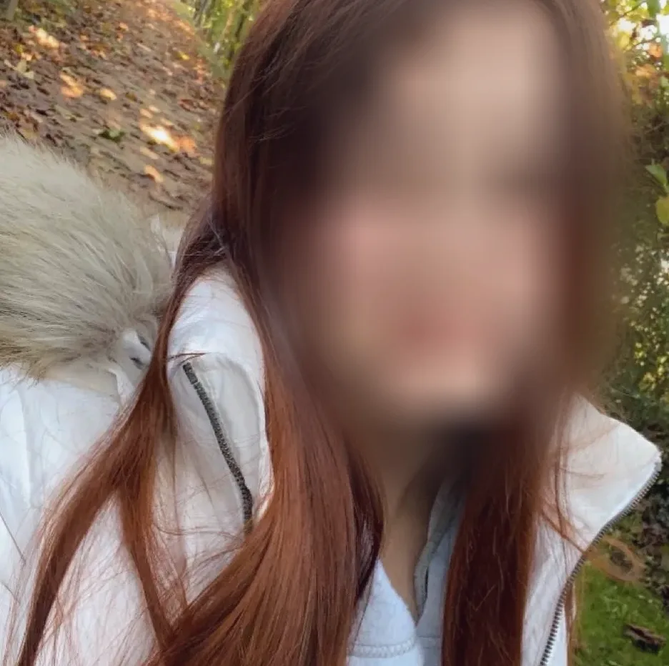 Karolina, 21