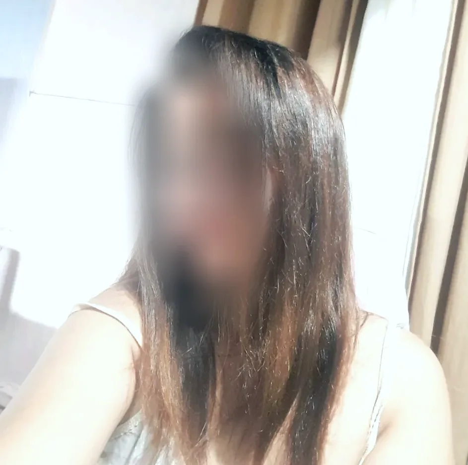 Mila, 34