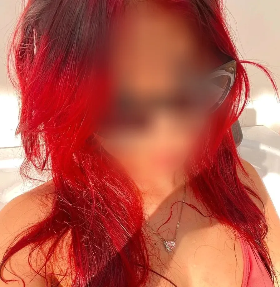 Molly, 19